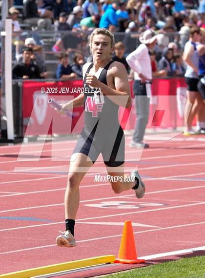 Thumbnail 2 in CHSAA Final 2A (4x800 Relay) photogallery.