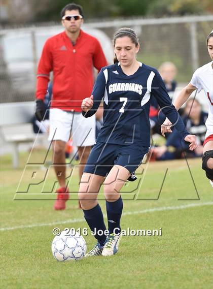 Thumbnail 1 in Lee [Robert E.] vs John Paul II (SAISD Tournament) photogallery.