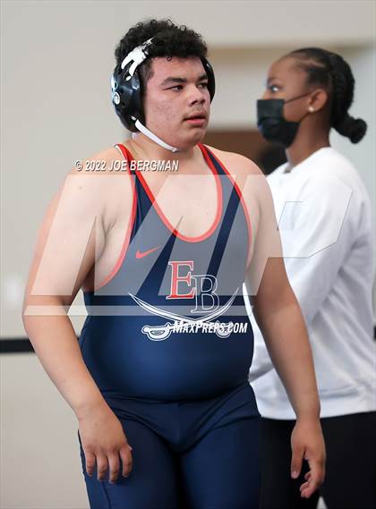 Thumbnail 2 in CIF-CS D5 Section Quarterfinals photogallery.
