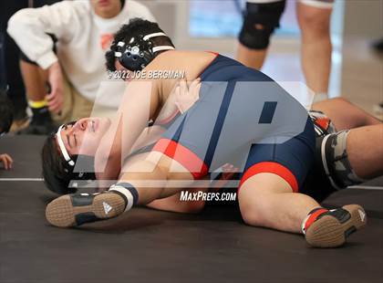 Thumbnail 1 in CIF-CS D5 Section Quarterfinals photogallery.
