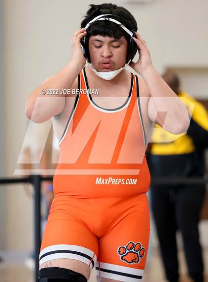 Thumbnail 2 in CIF-CS D5 Section Quarterfinals photogallery.