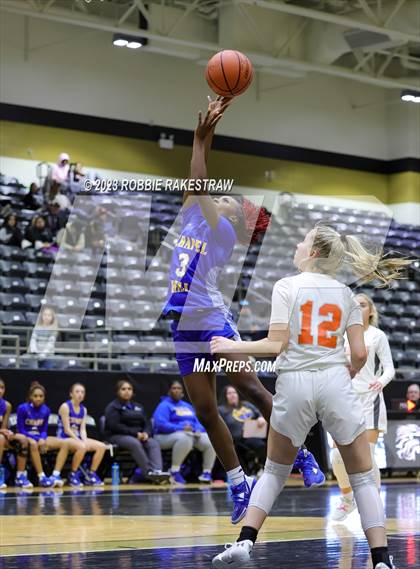 Thumbnail 3 in Springtown vs. Chapel Hill (Kaufman Holiday Tournament) photogallery.