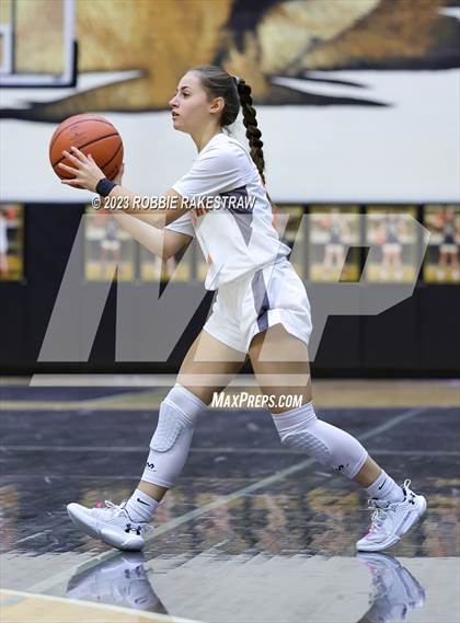 Thumbnail 2 in Springtown vs. Chapel Hill (Kaufman Holiday Tournament) photogallery.