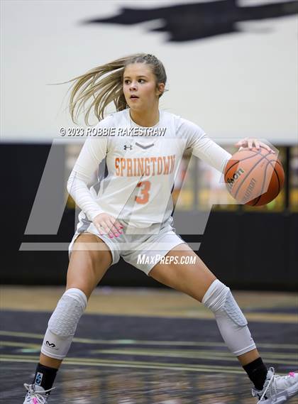 Thumbnail 2 in Springtown vs. Chapel Hill (Kaufman Holiday Tournament) photogallery.