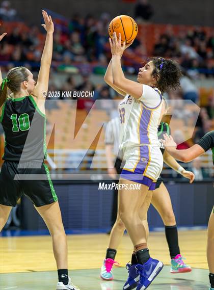 Thumbnail 1 in St. Marys vs. Charleston Catholic (WVSSAC Class AA State Tournament Semifinal) photogallery.