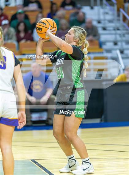 Thumbnail 1 in St. Marys vs. Charleston Catholic (WVSSAC Class AA State Tournament Semifinal) photogallery.
