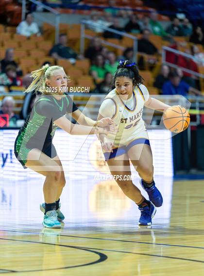 Thumbnail 1 in St. Marys vs. Charleston Catholic (WVSSAC Class AA State Tournament Semifinal) photogallery.