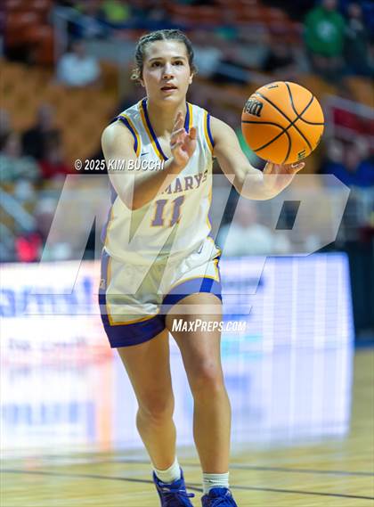 Thumbnail 1 in St. Marys vs. Charleston Catholic (WVSSAC Class AA State Tournament Semifinal) photogallery.