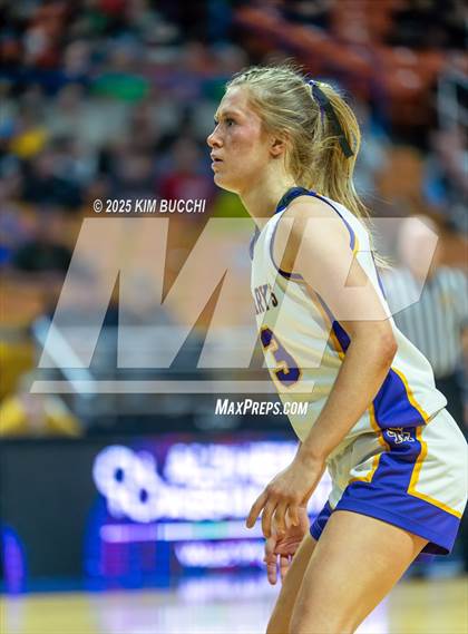 Thumbnail 3 in St. Marys vs. Charleston Catholic (WVSSAC Class AA State Tournament Semifinal) photogallery.