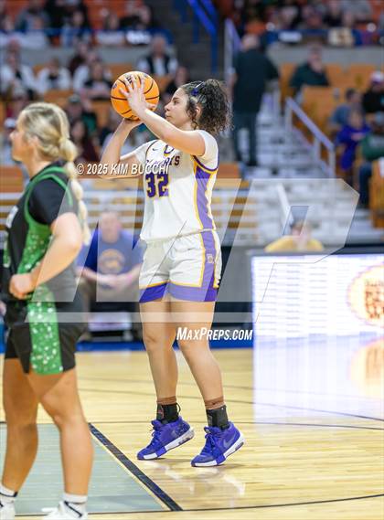 Thumbnail 2 in St. Marys vs. Charleston Catholic (WVSSAC Class AA State Tournament Semifinal) photogallery.