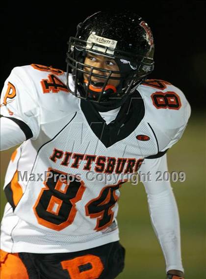 Thumbnail 2 in Pittsburg vs. De La Salle (CIF NCS D1 Final) photogallery.
