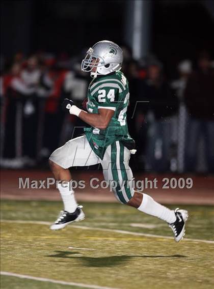 Thumbnail 3 in Pittsburg vs. De La Salle (CIF NCS D1 Final) photogallery.
