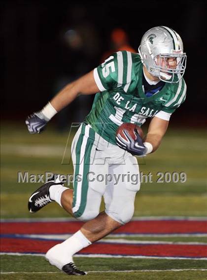Thumbnail 3 in Pittsburg vs. De La Salle (CIF NCS D1 Final) photogallery.
