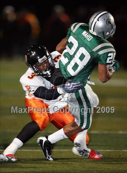 Thumbnail 3 in Pittsburg vs. De La Salle (CIF NCS D1 Final) photogallery.