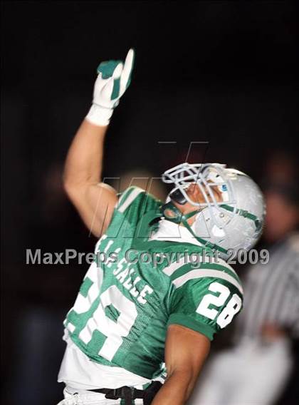Thumbnail 1 in Pittsburg vs. De La Salle (CIF NCS D1 Final) photogallery.