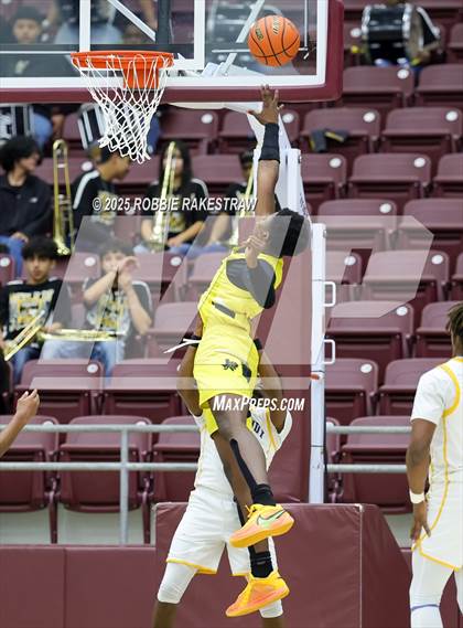Thumbnail 3 in Alto @ Big Sandy (UIL 2A D II Bi-District Playoff) photogallery.