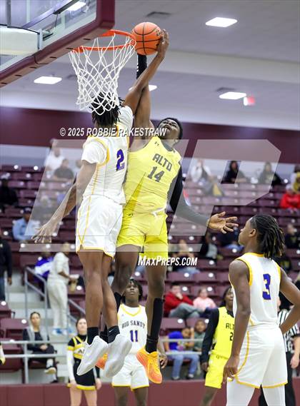 Thumbnail 1 in Alto @ Big Sandy (UIL 2A D II Bi-District Playoff) photogallery.