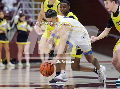 Thumbnail 2 in Alto @ Big Sandy (UIL 2A D II Bi-District Playoff) photogallery.