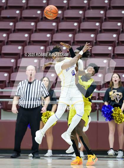 Thumbnail 3 in Alto @ Big Sandy (UIL 2A D II Bi-District Playoff) photogallery.