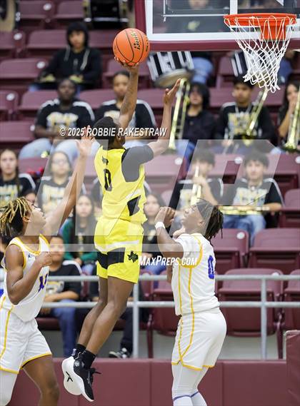 Thumbnail 2 in Alto @ Big Sandy (UIL 2A D II Bi-District Playoff) photogallery.