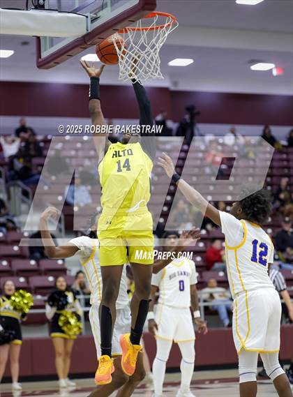 Thumbnail 2 in Alto @ Big Sandy (UIL 2A D II Bi-District Playoff) photogallery.