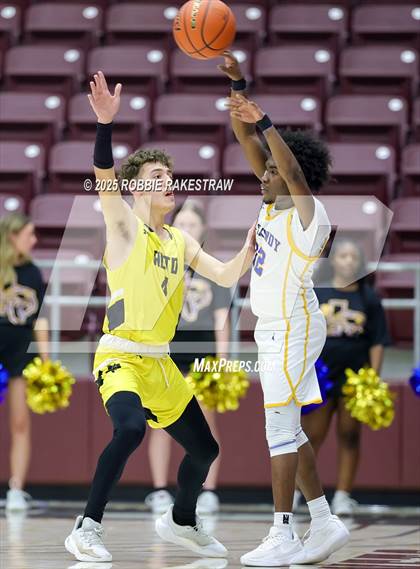 Thumbnail 1 in Alto @ Big Sandy (UIL 2A D II Bi-District Playoff) photogallery.