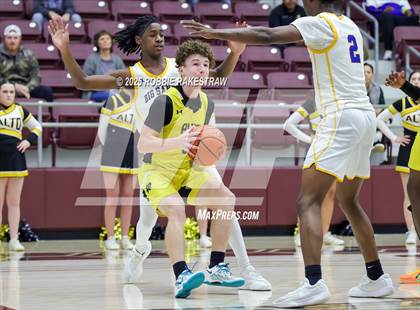 Thumbnail 1 in Alto @ Big Sandy (UIL 2A D II Bi-District Playoff) photogallery.
