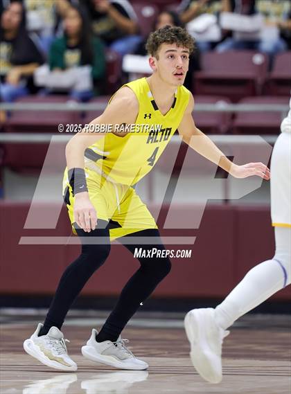 Thumbnail 3 in Alto @ Big Sandy (UIL 2A D II Bi-District Playoff) photogallery.