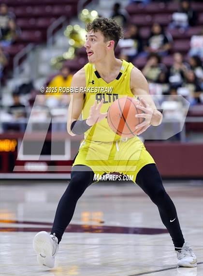 Thumbnail 1 in Alto @ Big Sandy (UIL 2A D II Bi-District Playoff) photogallery.