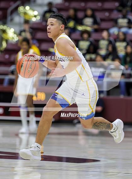 Thumbnail 3 in Alto @ Big Sandy (UIL 2A D II Bi-District Playoff) photogallery.