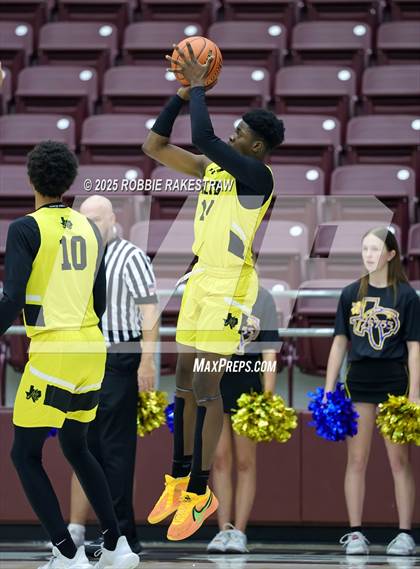 Thumbnail 2 in Alto @ Big Sandy (UIL 2A D II Bi-District Playoff) photogallery.