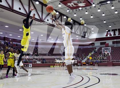 Thumbnail 3 in Alto @ Big Sandy (UIL 2A D II Bi-District Playoff) photogallery.