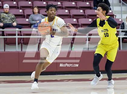 Thumbnail 1 in Alto @ Big Sandy (UIL 2A D II Bi-District Playoff) photogallery.