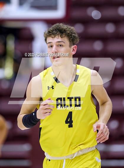 Thumbnail 1 in Alto @ Big Sandy (UIL 2A D II Bi-District Playoff) photogallery.