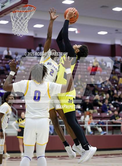 Thumbnail 3 in Alto @ Big Sandy (UIL 2A D II Bi-District Playoff) photogallery.