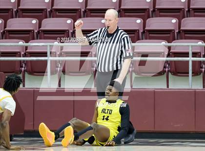 Thumbnail 2 in Alto @ Big Sandy (UIL 2A D II Bi-District Playoff) photogallery.
