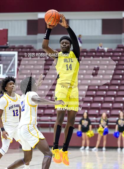 Thumbnail 1 in Alto @ Big Sandy (UIL 2A D II Bi-District Playoff) photogallery.