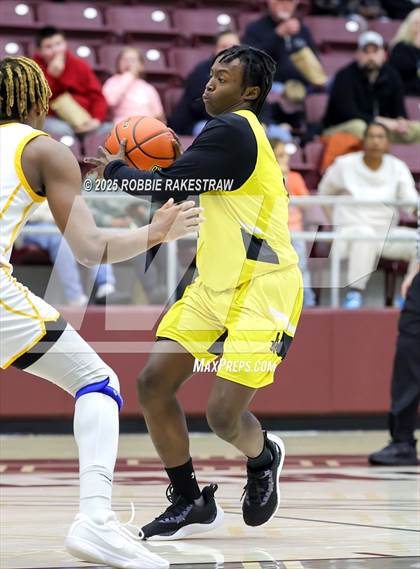 Thumbnail 1 in Alto @ Big Sandy (UIL 2A D II Bi-District Playoff) photogallery.