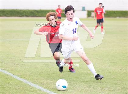 Thumbnail 2 in Seabury Hall vs Hawaii Prep (HHSAA D2 Semifinal Playoff) photogallery.