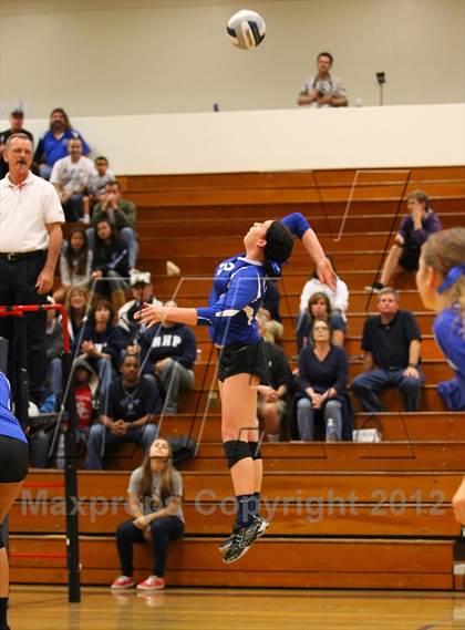 Thumbnail 2 in Pacifica Christian vs. Rolling Hills Prep (CIF SS 4A Final) photogallery.