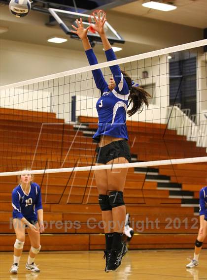 Thumbnail 3 in Pacifica Christian vs. Rolling Hills Prep (CIF SS 4A Final) photogallery.