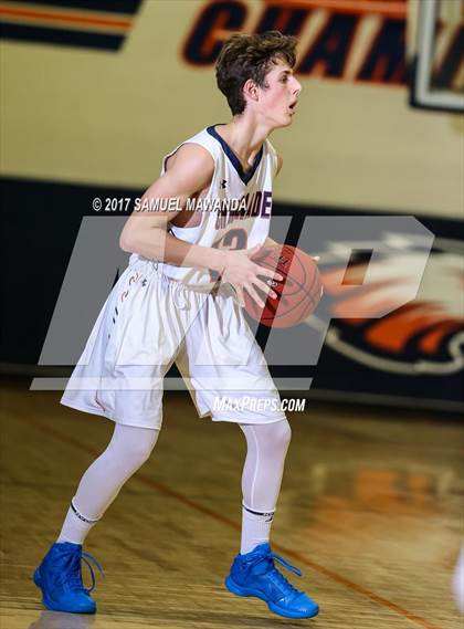Thumbnail 3 in Notre Dame (SO) vs Chaminade photogallery.