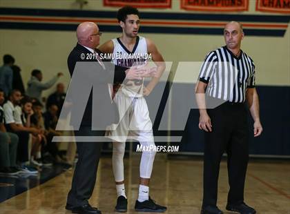 Thumbnail 2 in Notre Dame (SO) vs Chaminade photogallery.