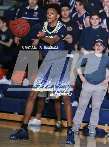 Thumbnail 1 in Notre Dame (SO) vs Chaminade photogallery.