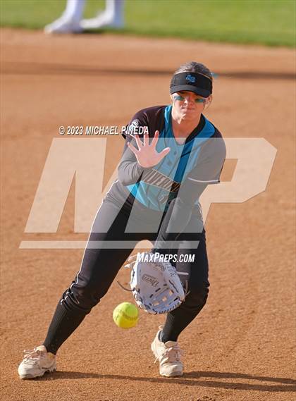 Thumbnail 2 in Aliso Niguel @ Woodbridge photogallery.