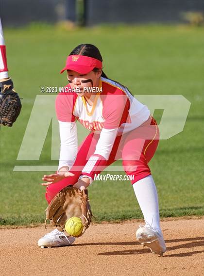 Thumbnail 1 in Aliso Niguel @ Woodbridge photogallery.