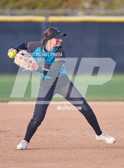 Thumbnail 2 in Aliso Niguel @ Woodbridge photogallery.