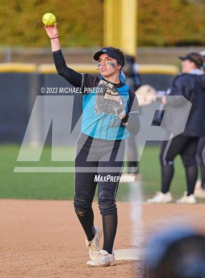 Thumbnail 3 in Aliso Niguel @ Woodbridge photogallery.