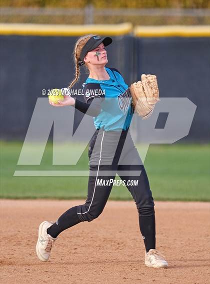Thumbnail 1 in Aliso Niguel @ Woodbridge photogallery.