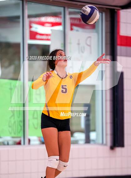 Thumbnail 3 in Bells @ Pottsboro photogallery.